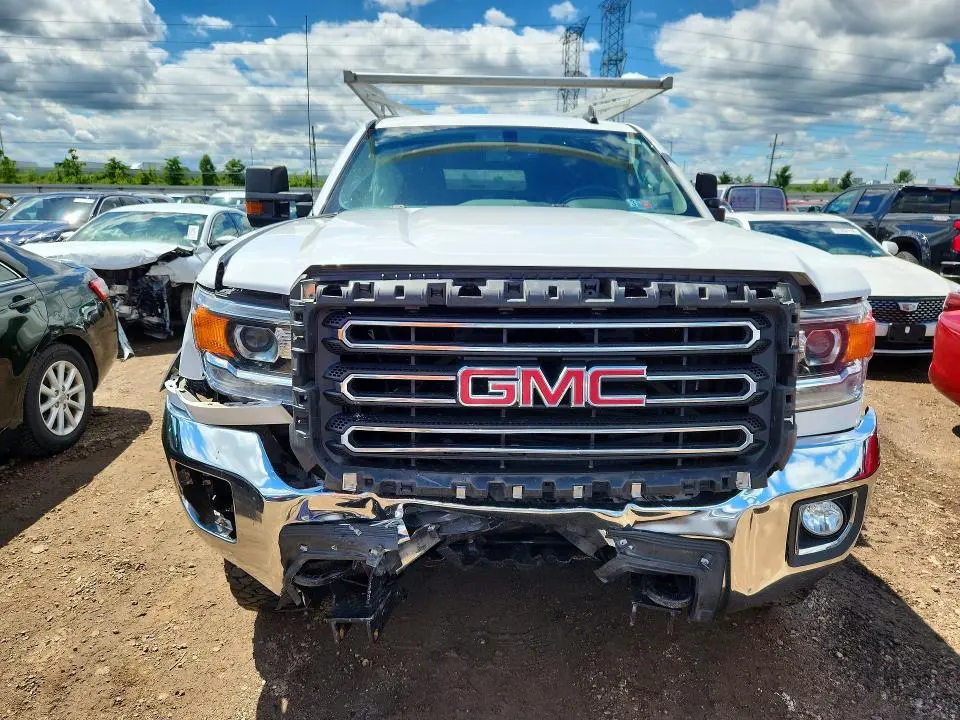 2018 GMC SIERRA K2500 SLE  