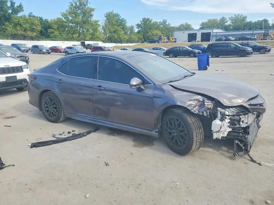 2021 TOYOTA CAMRY XSE  