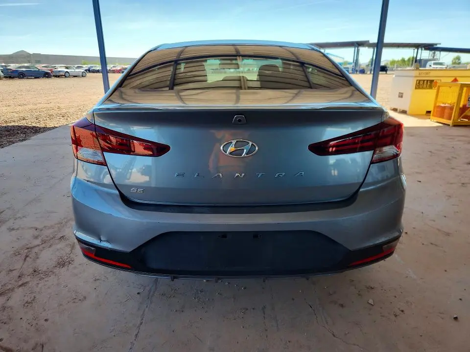 2019 HYUNDAI ELANTRA SE  