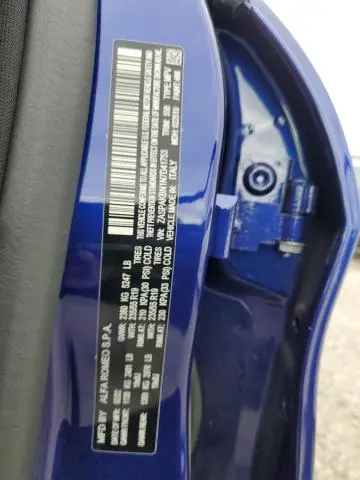 2022 ALFA ROMEO STELVIO TI  