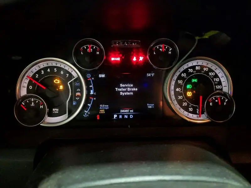 2015 RAM 1500 SLT  