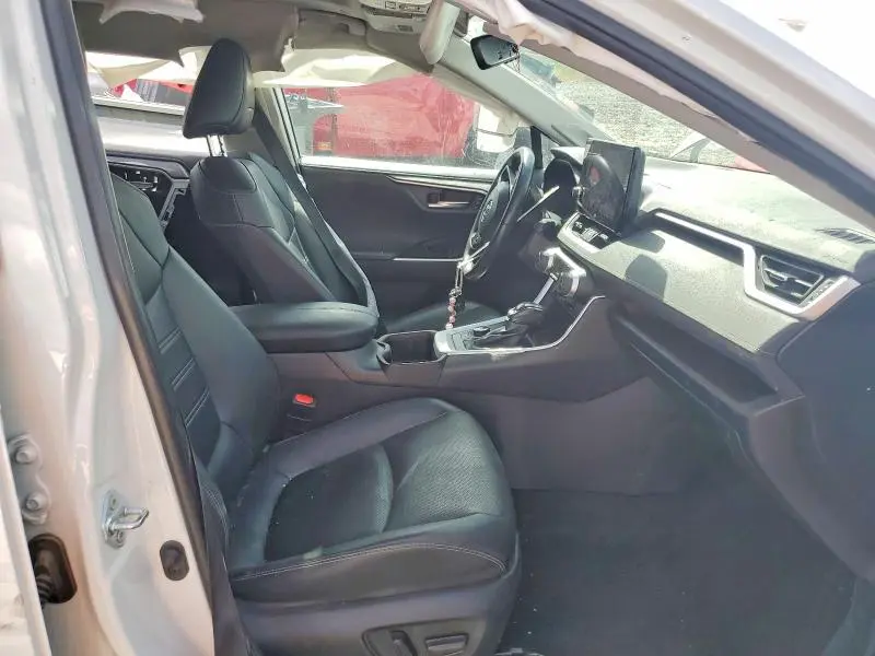 2024 TOYOTA RAV4 LIMITED  