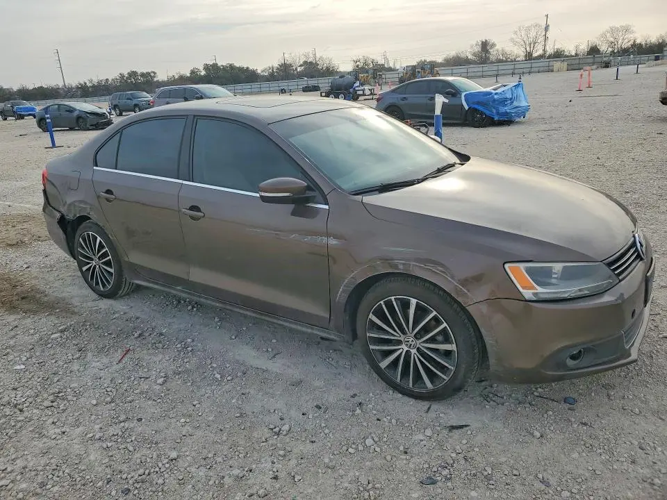 2011 VOLKSWAGEN JETTA TDI  