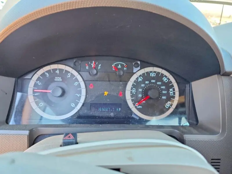 2010 FORD ESCAPE XLT  