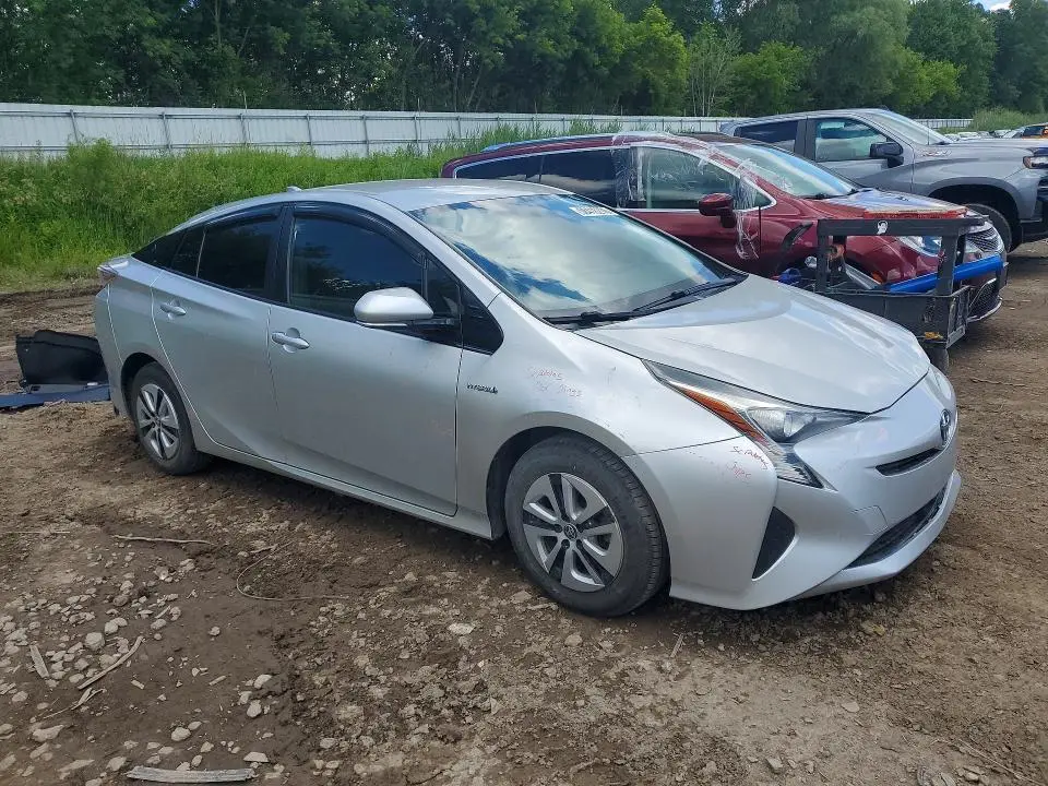 2016 TOYOTA PRIUS THREE  