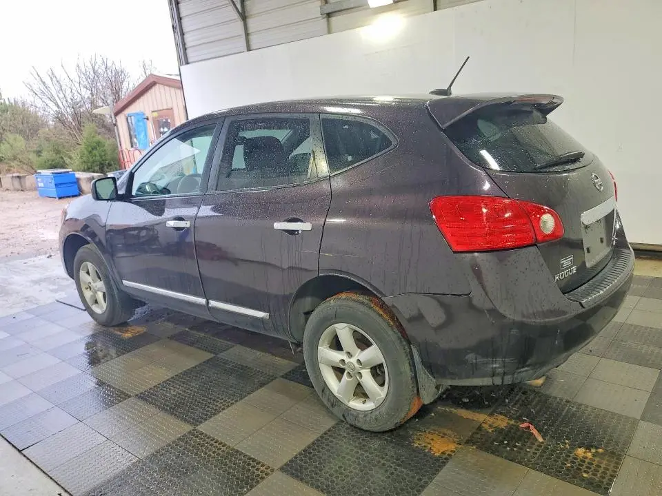 2013 NISSAN ROGUE S  