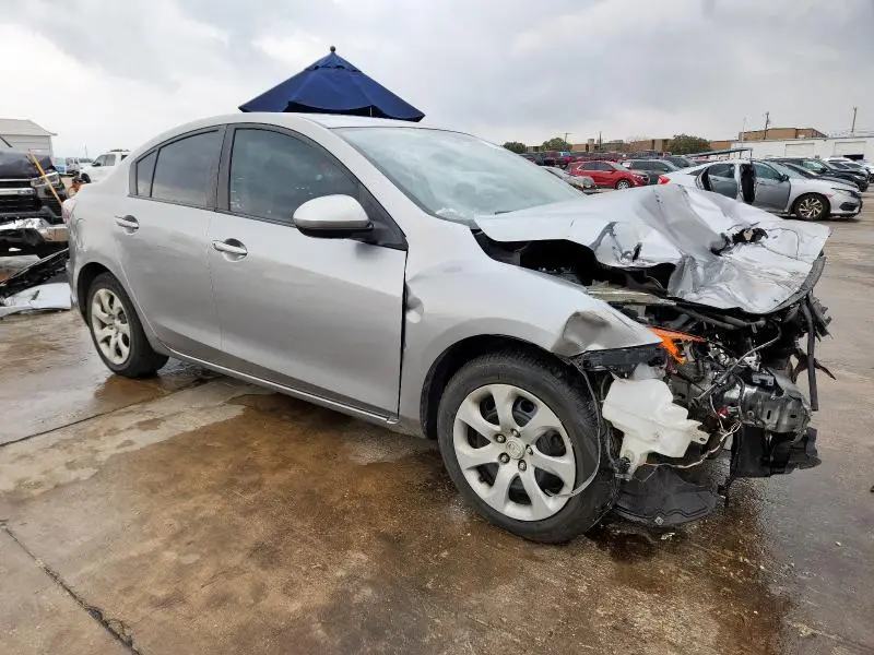 2013 MAZDA 3 I  