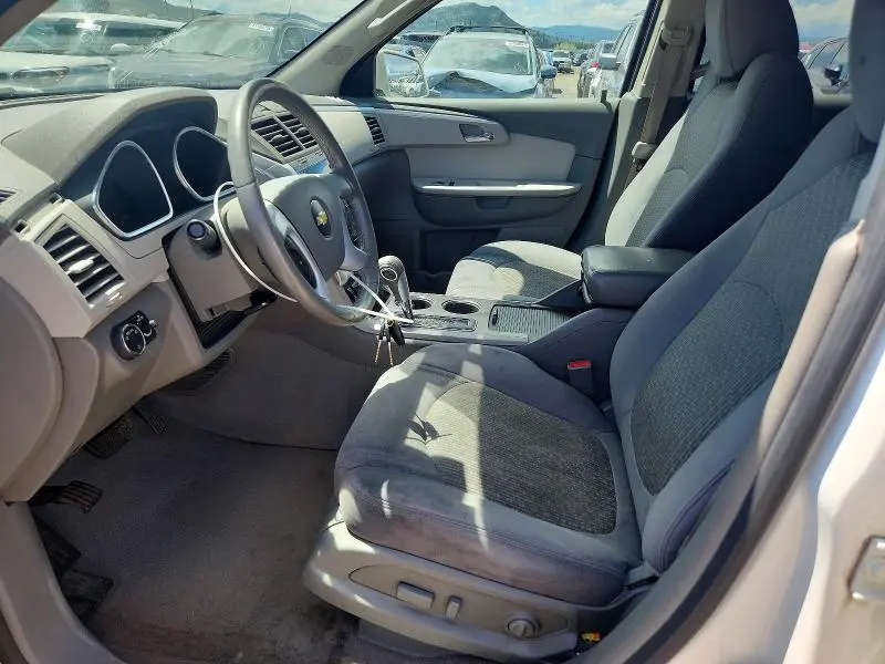 2012 CHEVROLET TRAVERSE LT  