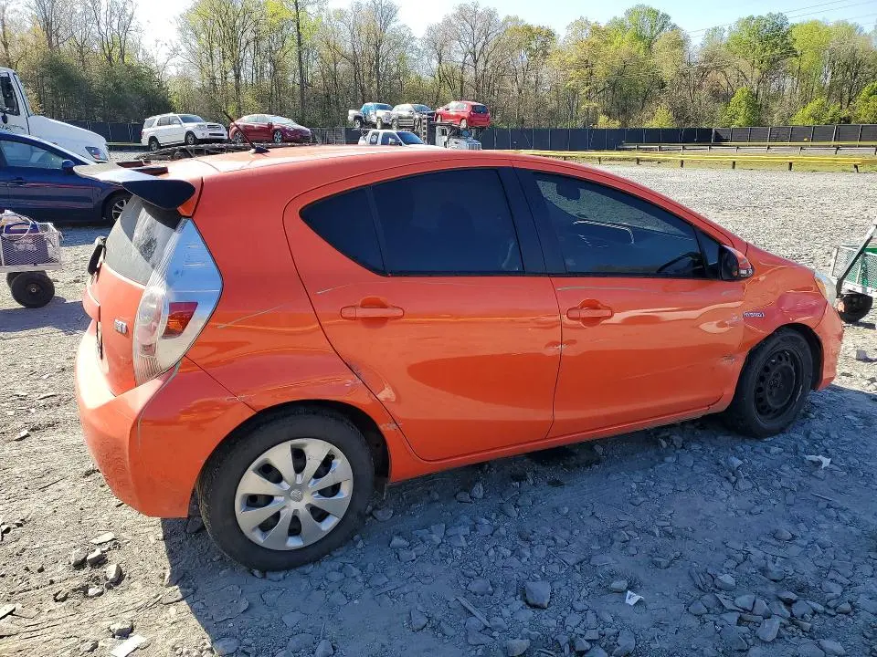 2014 TOYOTA PRIUS C TWO  