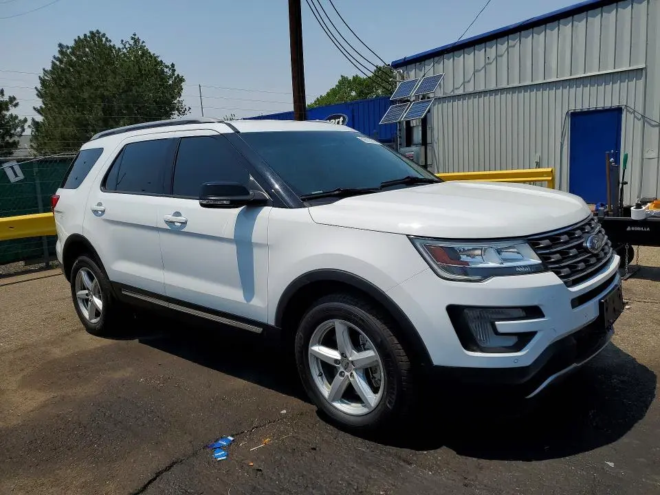 2016 FORD EXPLORER XLT  