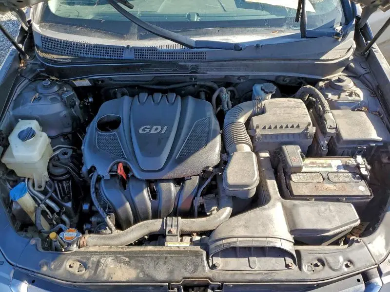 2011 HYUNDAI SONATA SE  