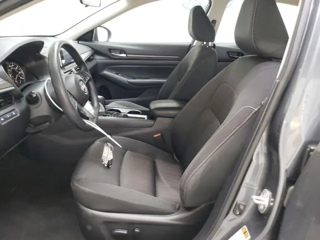 2024 NISSAN ALTIMA SV  
