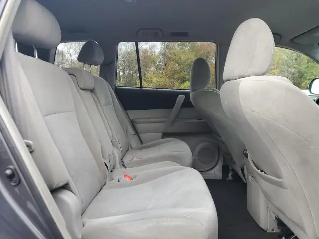 2013 TOYOTA HIGHLANDER BASE  