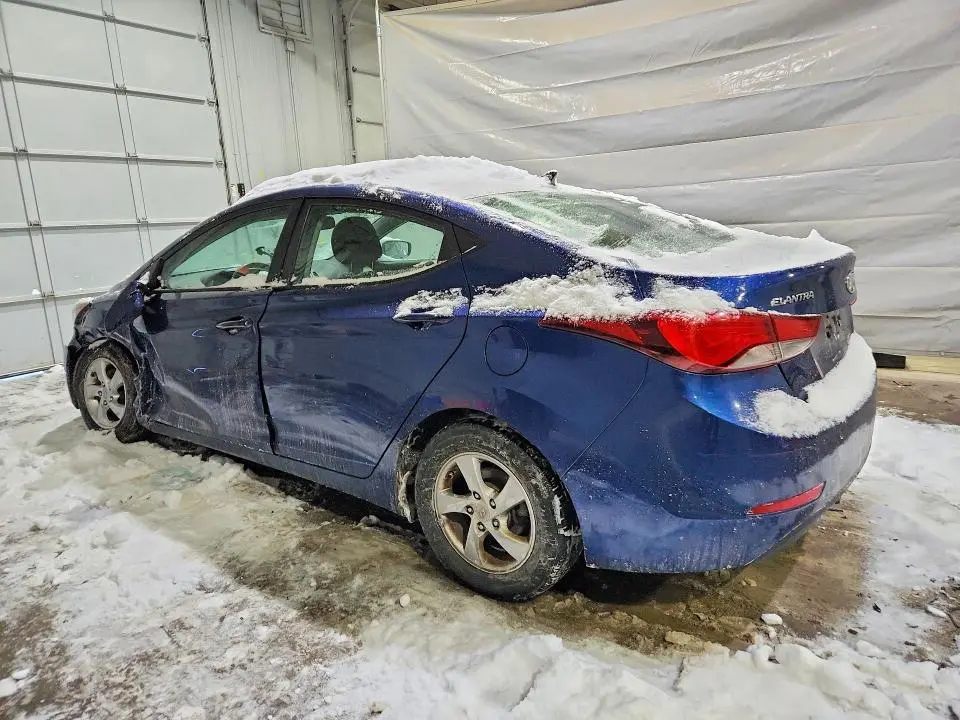 2015 HYUNDAI ELANTRA SE  
