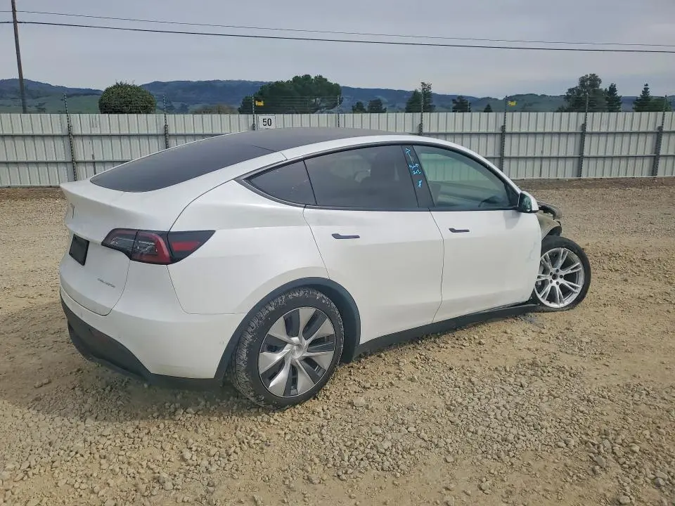 2022 TESLA MODEL Y   