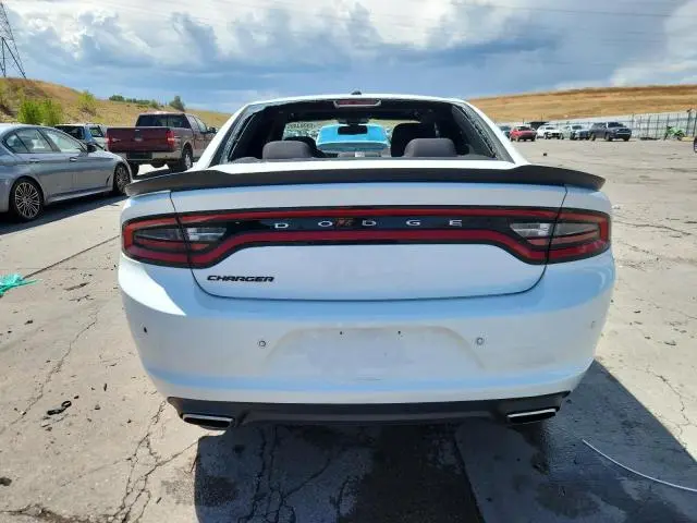 2017 DODGE CHARGER SE  