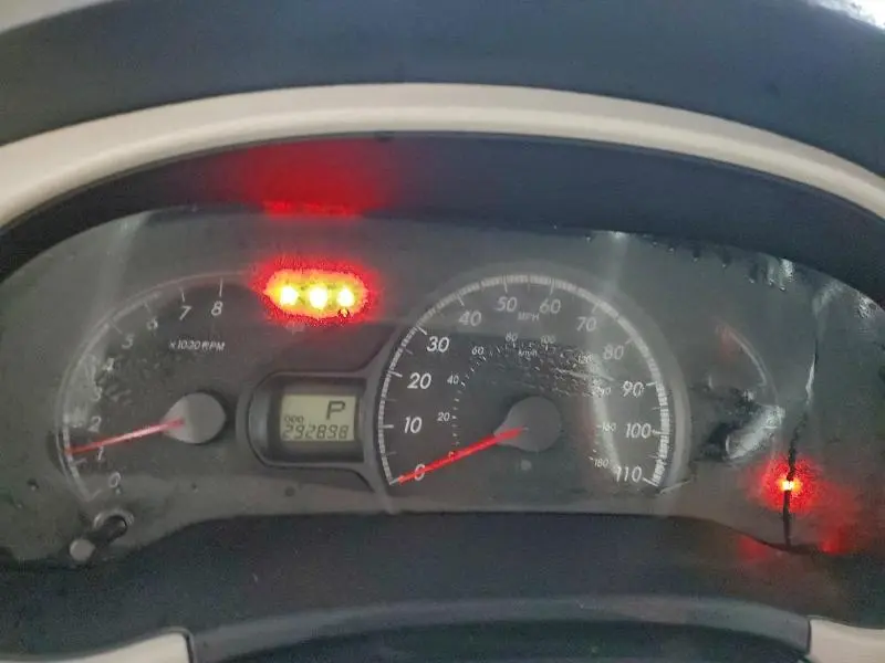 2014 TOYOTA SIENNA LE  