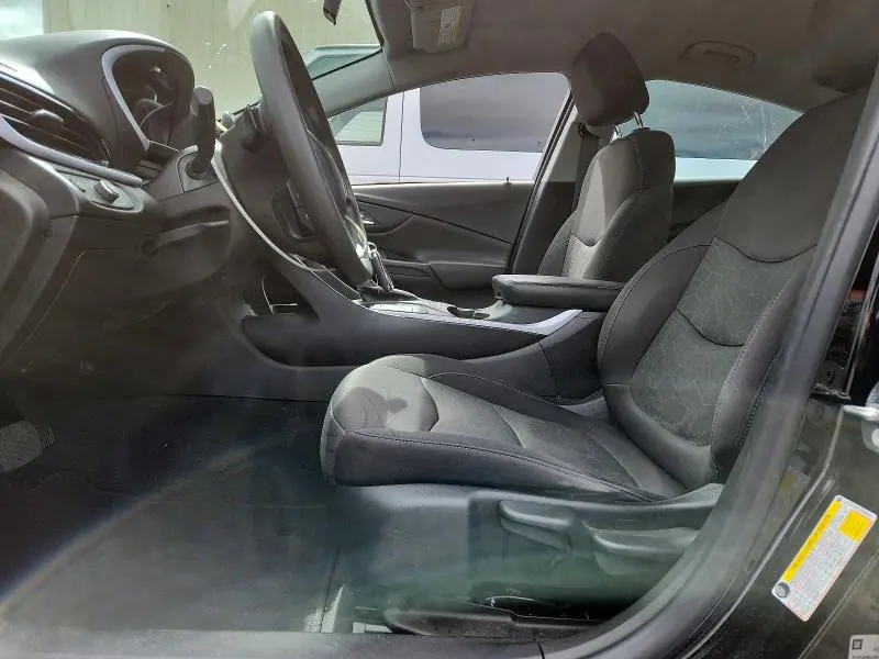 2018 CHEVROLET VOLT LT  