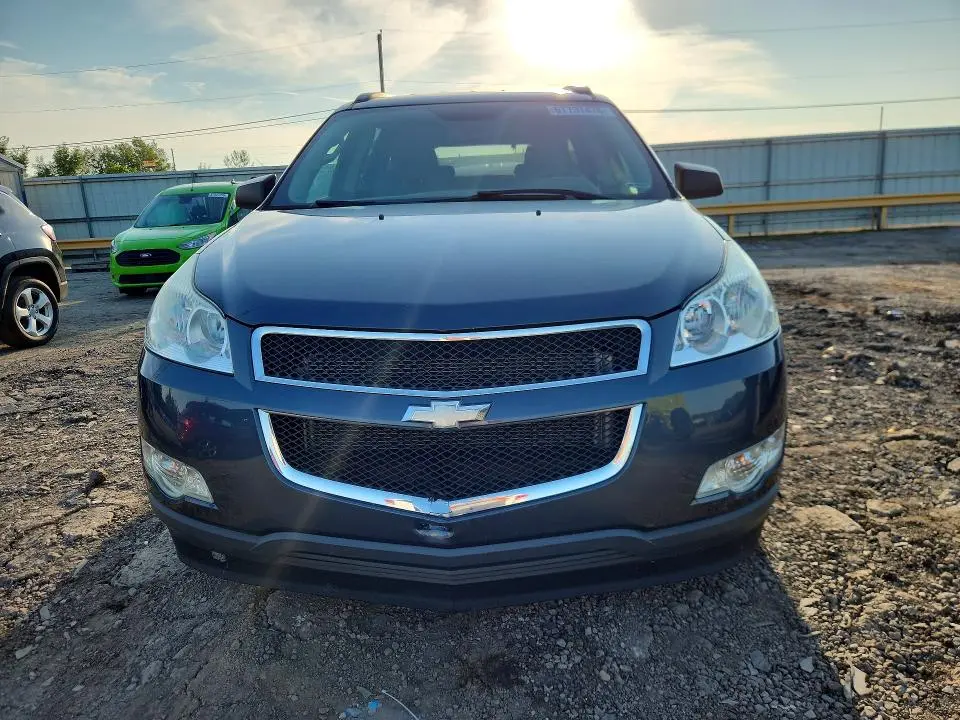 2012 CHEVROLET TRAVERSE LS  