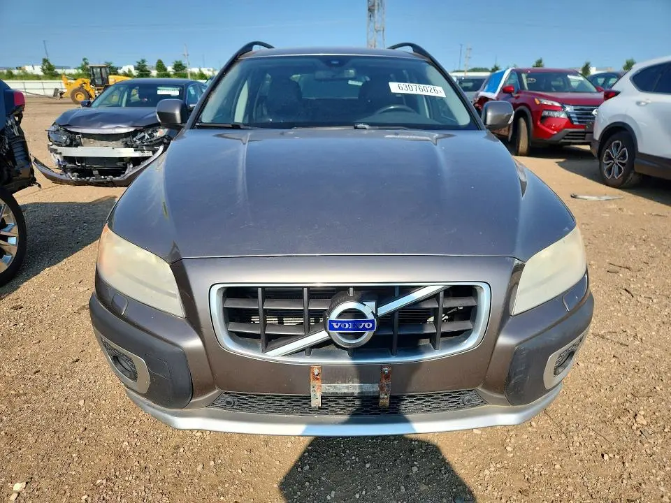 2010 VOLVO XC70 3.2  