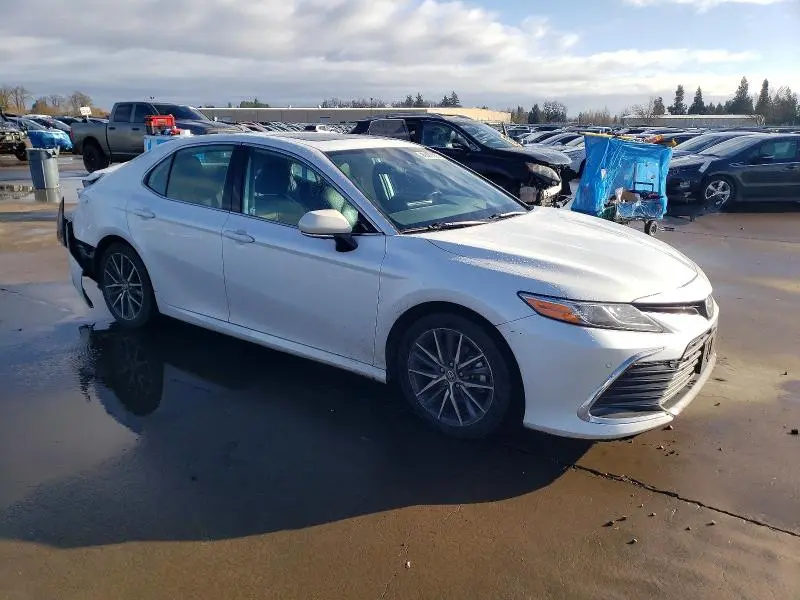 2022 TOYOTA CAMRY   