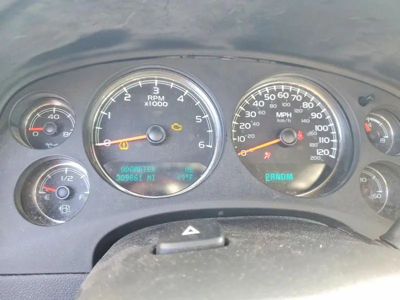 2011 CHEVROLET TAHOE C1500 LT  