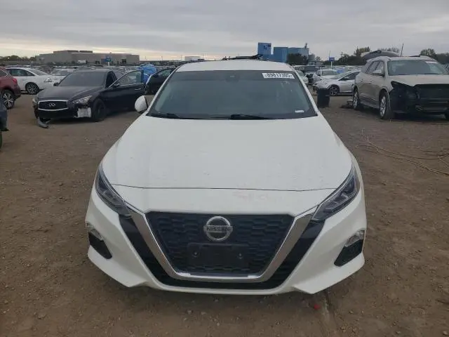 2021 NISSAN ALTIMA SV  