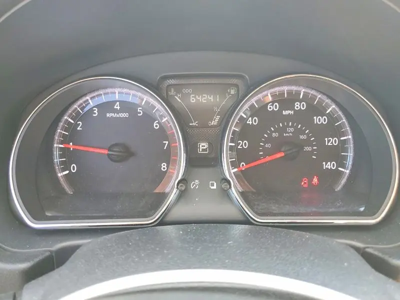 2019 NISSAN VERSA SV  