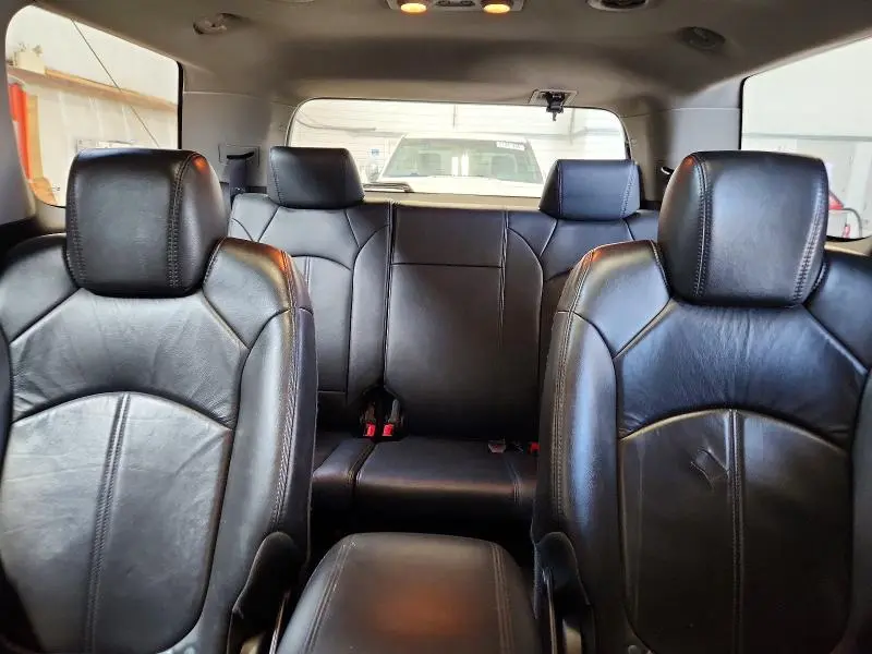 2010 GMC ACADIA SLT-2  