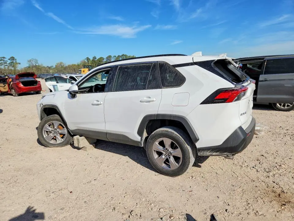 2022 TOYOTA RAV4   