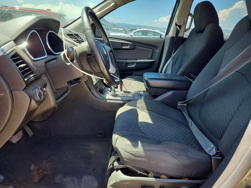 2011 CHEVROLET TRAVERSE LT  