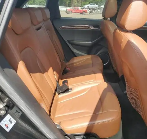 2010 AUDI Q5 PREMIUM PLUS  