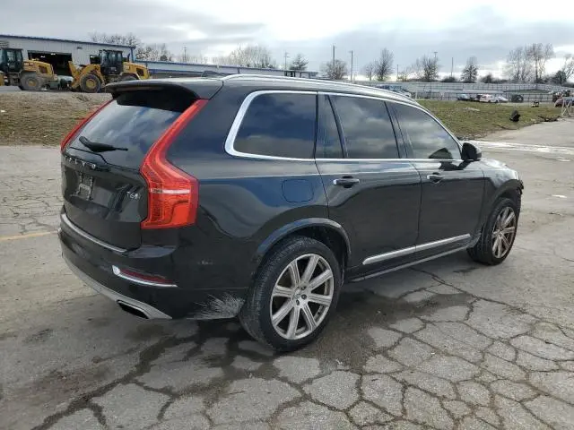 2017 VOLVO XC90 T6  