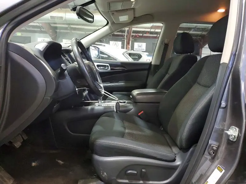 2018 NISSAN PATHFINDER SV  