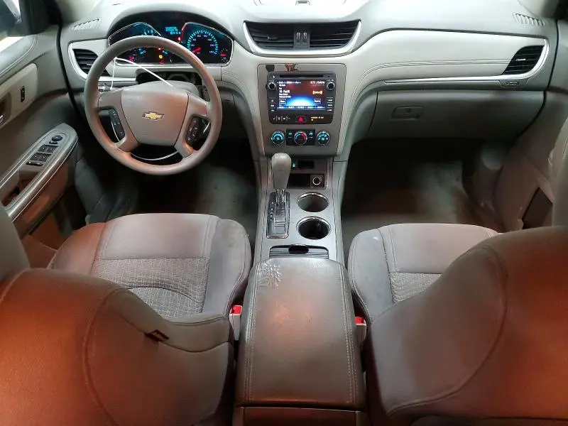 2013 CHEVROLET TRAVERSE LS  