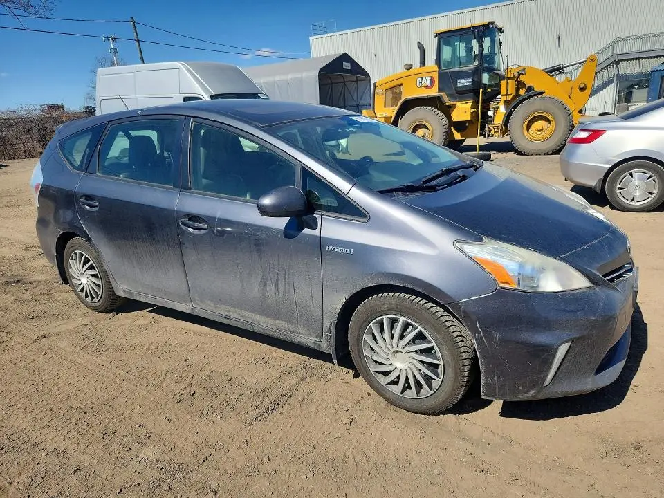 2012 TOYOTA PRIUS V TWO  