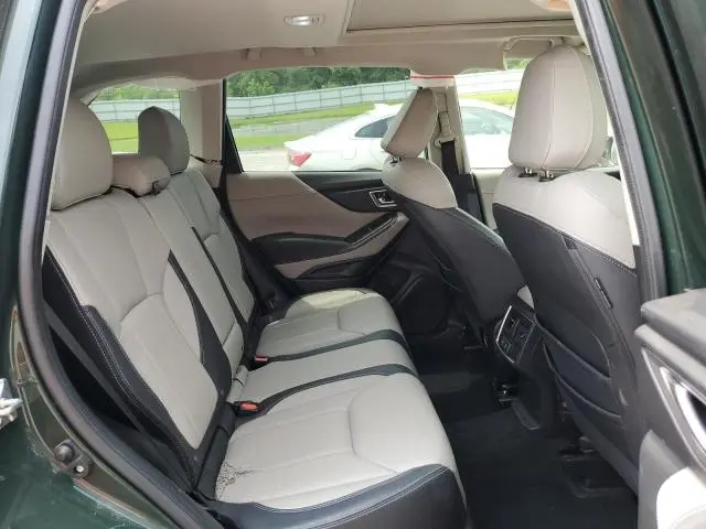 2022 SUBARU FORESTER LIMITED
