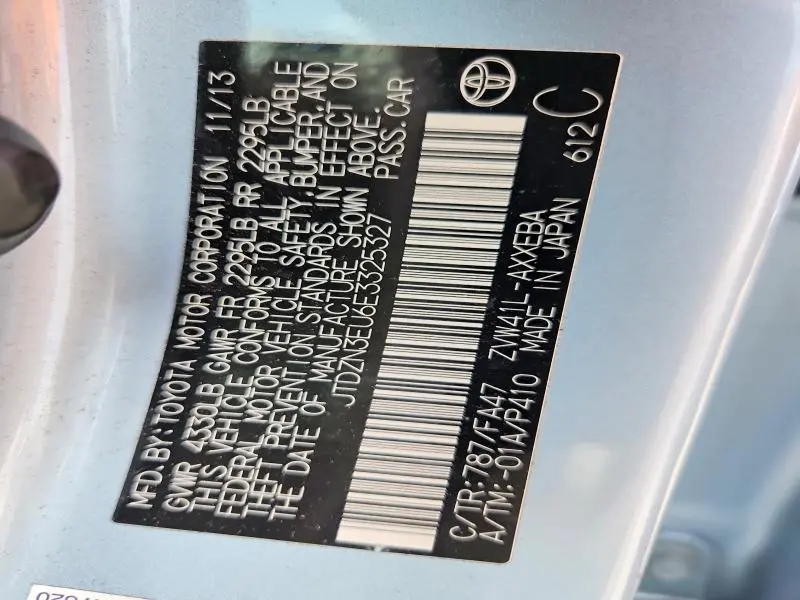 2014 TOYOTA PRIUS V TWO  