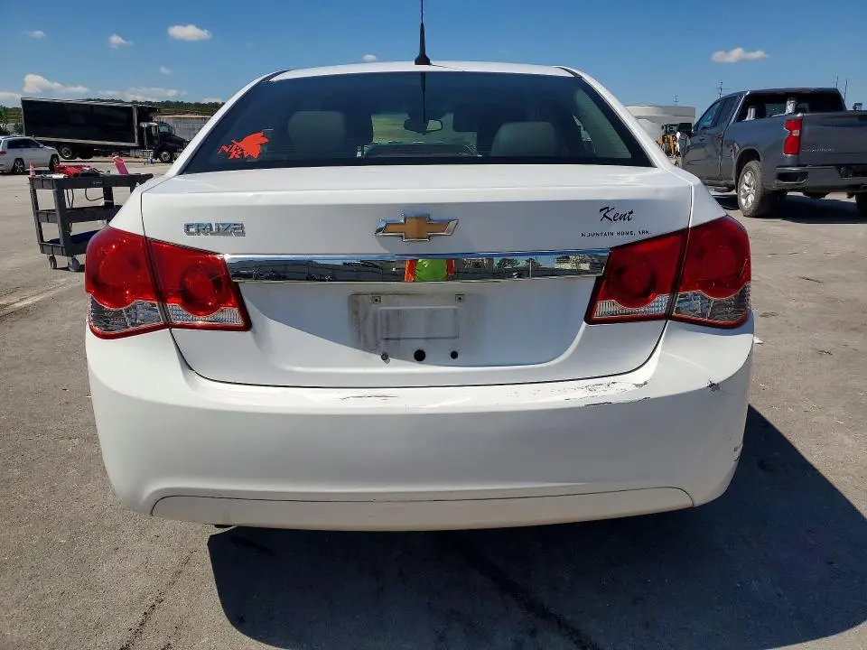 2012 CHEVROLET CRUZE LS  