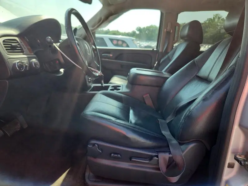 2013 GMC YUKON XL K1500 SLT  