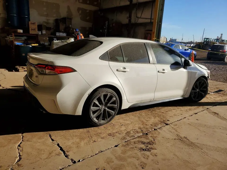 2024 TOYOTA COROLLA SE  