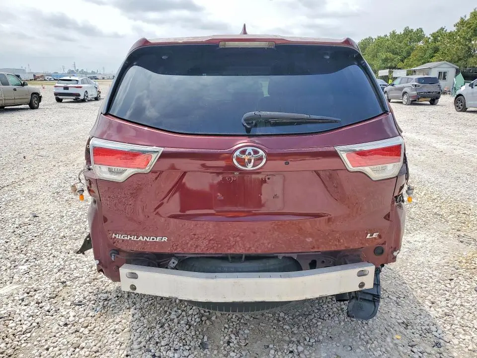 2015 TOYOTA HIGHLANDER LE PLUS  