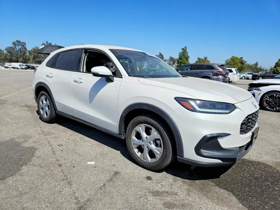 2024 HONDA HR-V LX  