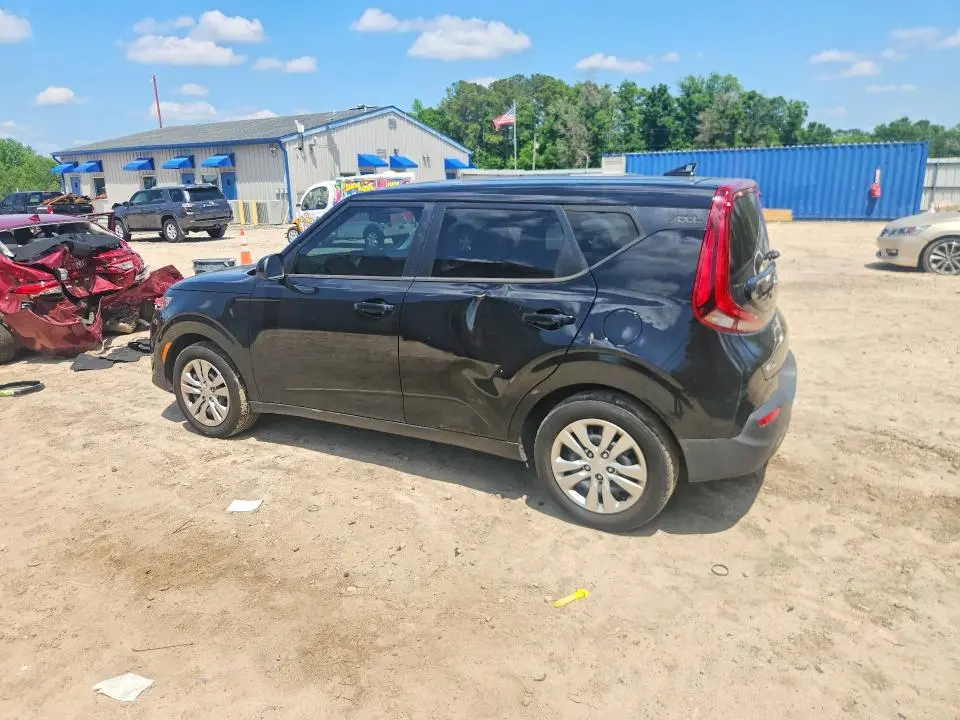 2021 KIA SOUL LX  