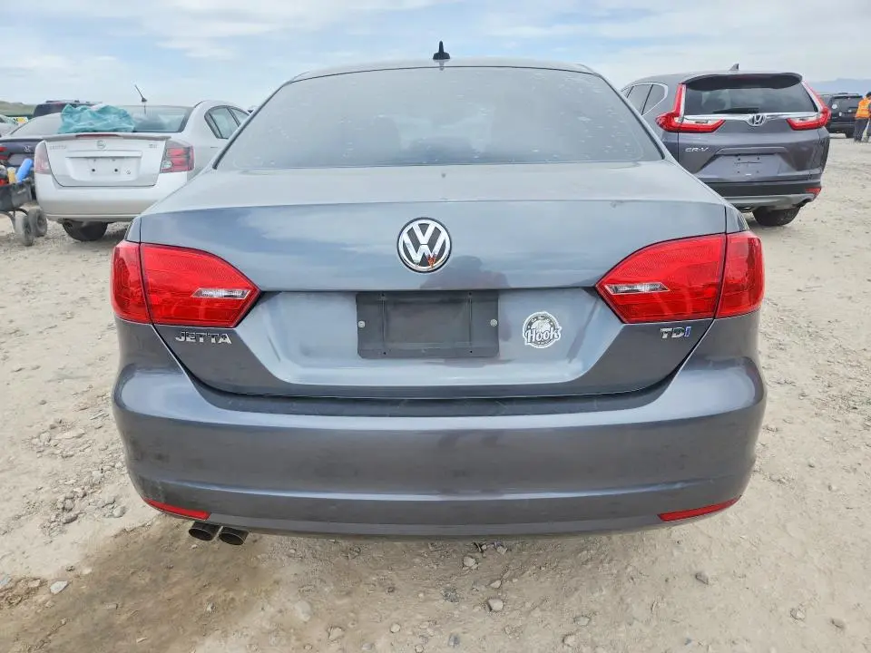 2013 VOLKSWAGEN JETTA TDI  