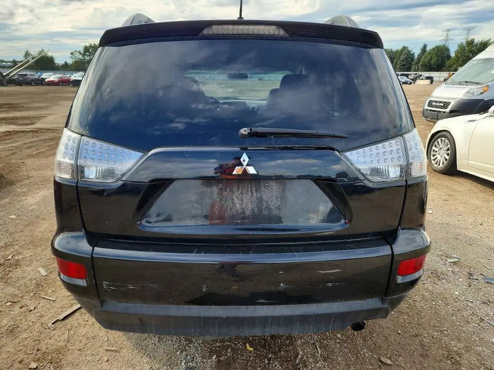 2012 MITSUBISHI OUTLANDER SE  