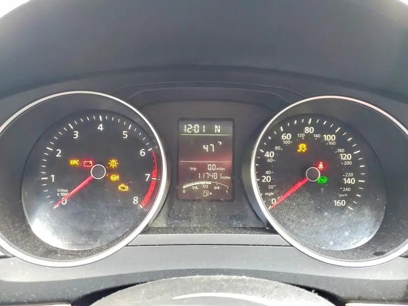 2015 VOLKSWAGEN JETTA SE  