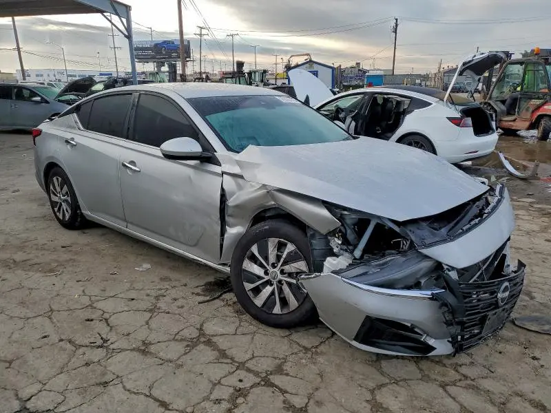 2023 NISSAN ALTIMA S  