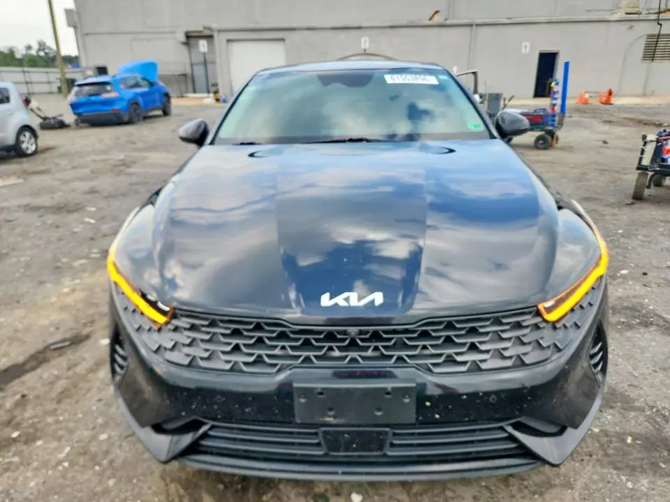 2022 KIA K5 EX  