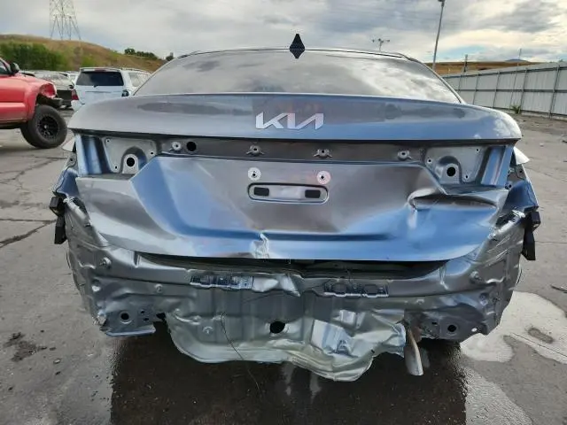 2023 KIA FORTE LX  
